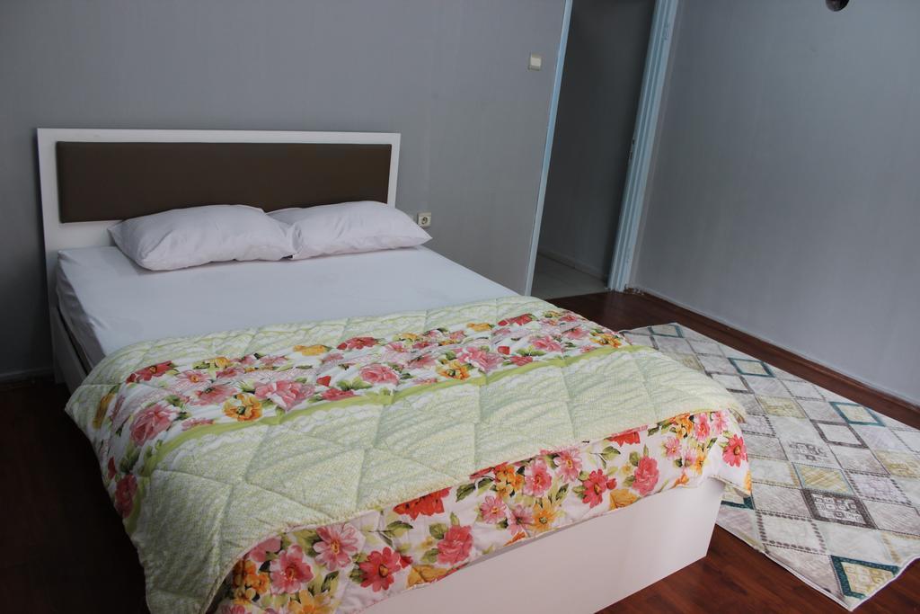 Carsi Apart Smirne Esterno foto